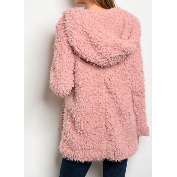 <<RATED 5-STAR>> Black Shaggy Fur Coat - Picture 8 of 8